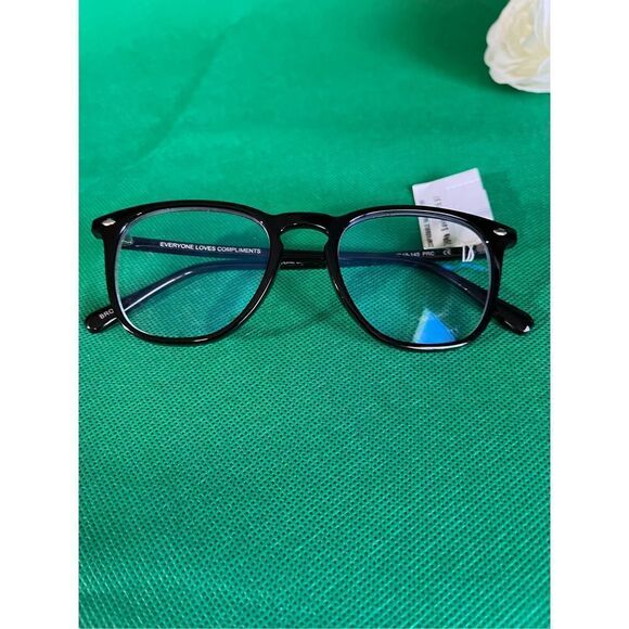 Compliments by DIFF Brody Black Blue Light Glasses - Picture 10 of 14